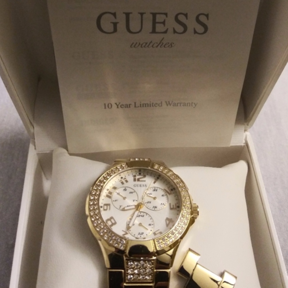 GUESS Embedded Rhinestone Chronograph NWT - Picture 2 of 6